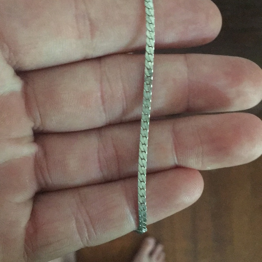 Silver chain - Picture 3 of 3